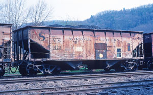 Norfolk & Southern gondola car hauling coal